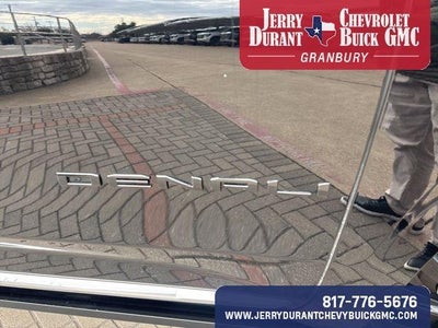 2022 GMC Yukon XL Denali